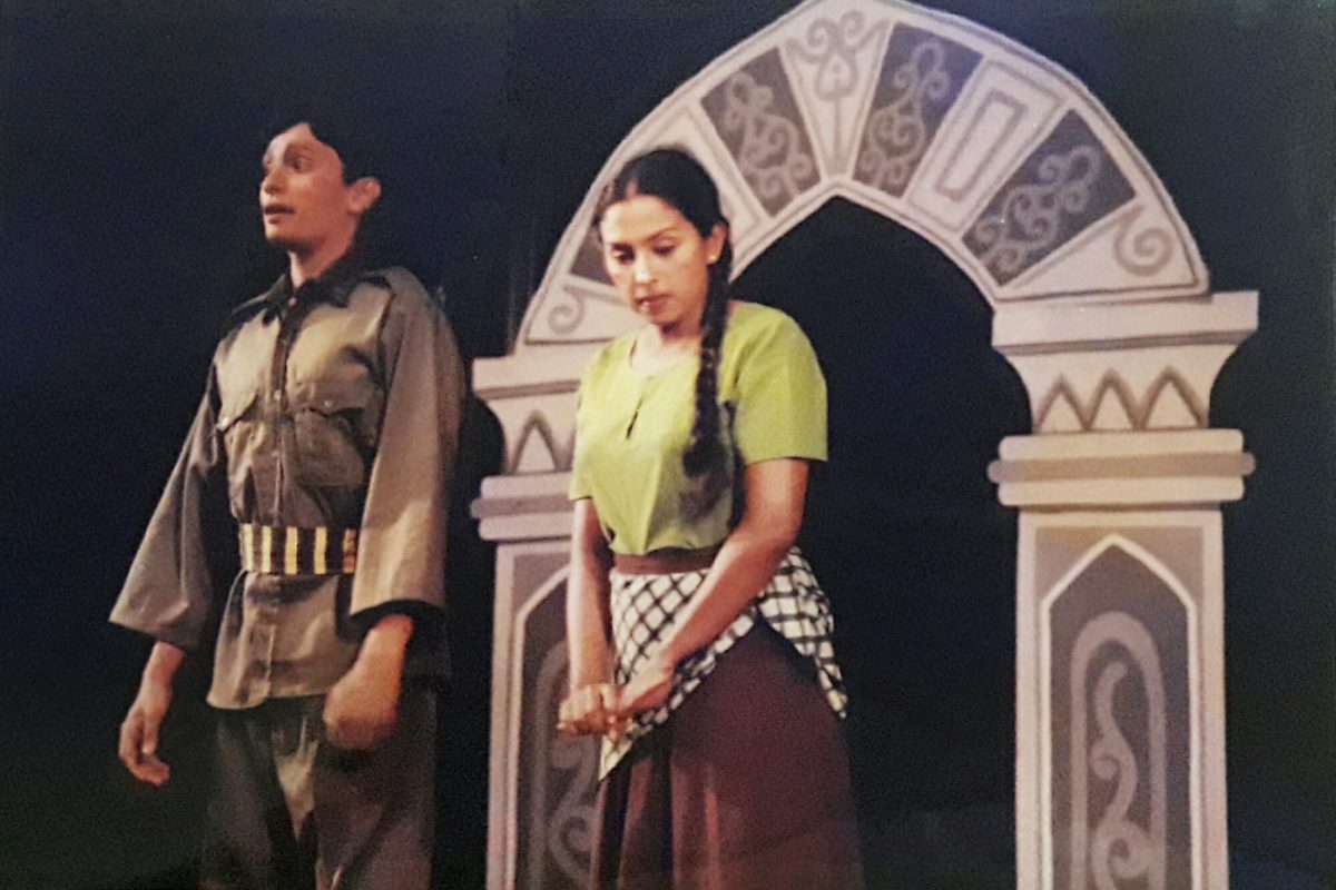 ලේ වලට වඩා ආදරය බලවත්ය. මේ ඒ ගැන කතාවයි