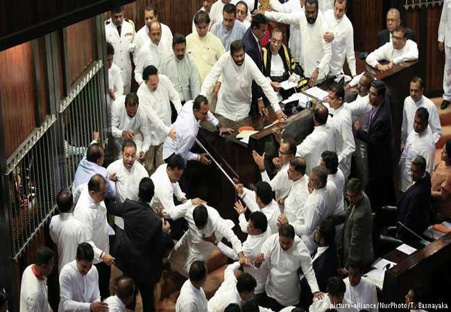 1544579537-Sri-Lanka-parliament-scuffle_L