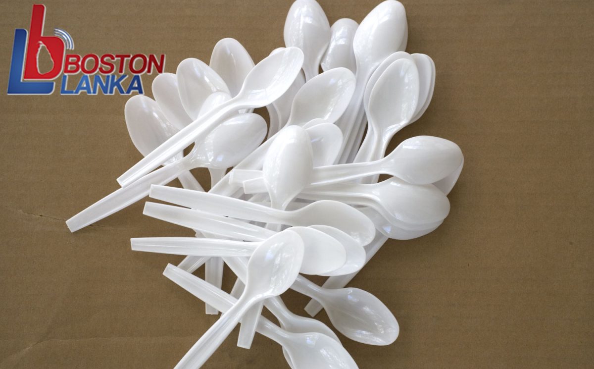 ප්ලාස්ටික් වර්ග කිහිපයක් අද සිට තහනම් වෙයි