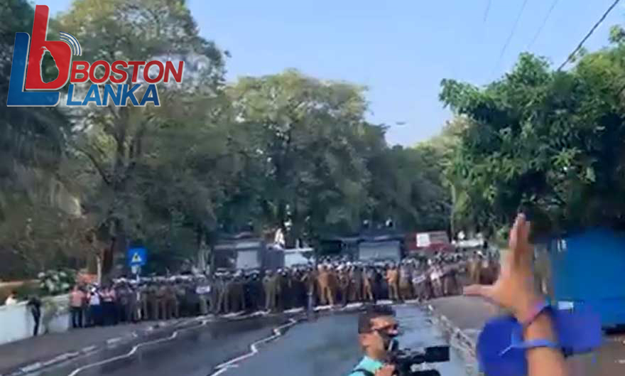 අන්තරේ විරෝධතාවට ජල සහ කඳුළු ගෑස් ප්‍රහාරයක්