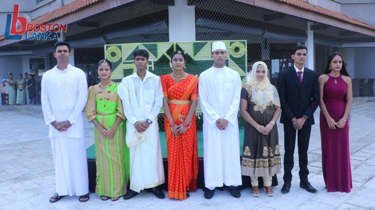 76 වන නිදහස විදේශ සංචාරකයින්ද සමරති