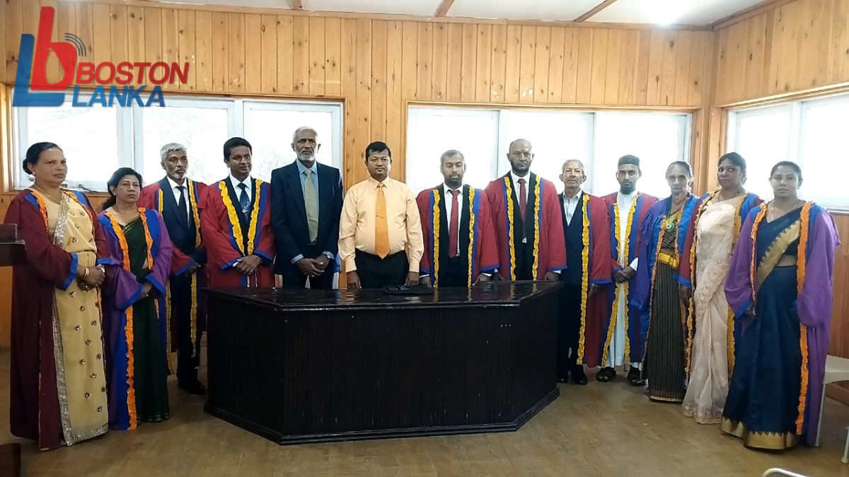 මානව හිමිකම් කොමිසන් සභාවේ මධ්‍යම පළාත් සම්භන්ධීකරක අතිත් නුවරඑළියෙ පිරිසකට මානව හිමිකම් සම්මාන .