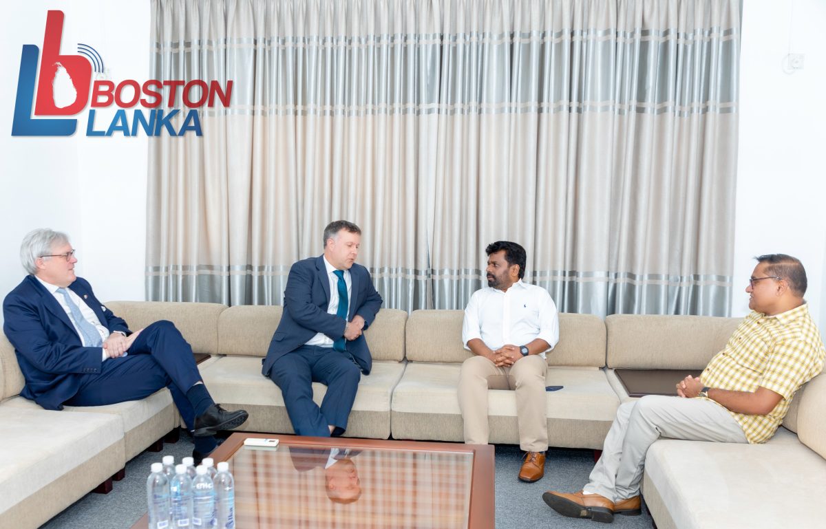 එක්සත් රාජධානියේ ඉන්දු පැසිපික් කලාපීය අධ්‍යක්ෂවරයා සහ ජාතික ජන බලවේගයේ නායක අතර හමුවක්