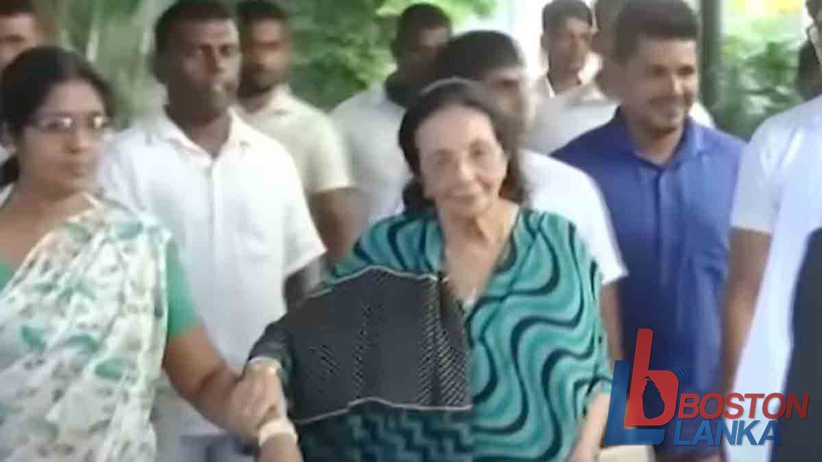 ඩේසි ආච්චිට ඇප හිමිවෙයි