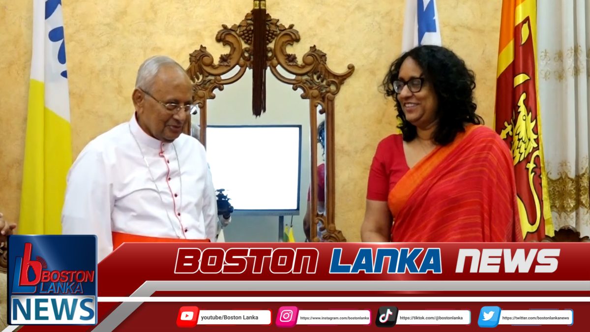 අගරදගුරු අති උතුම් මැල්කම් කාදිනල් රංජිත් හිමිපාණන් ප්‍රමුඛ රදගුරුවරුන් හමුවූ අග්‍රාමාත්‍යවරිය…….