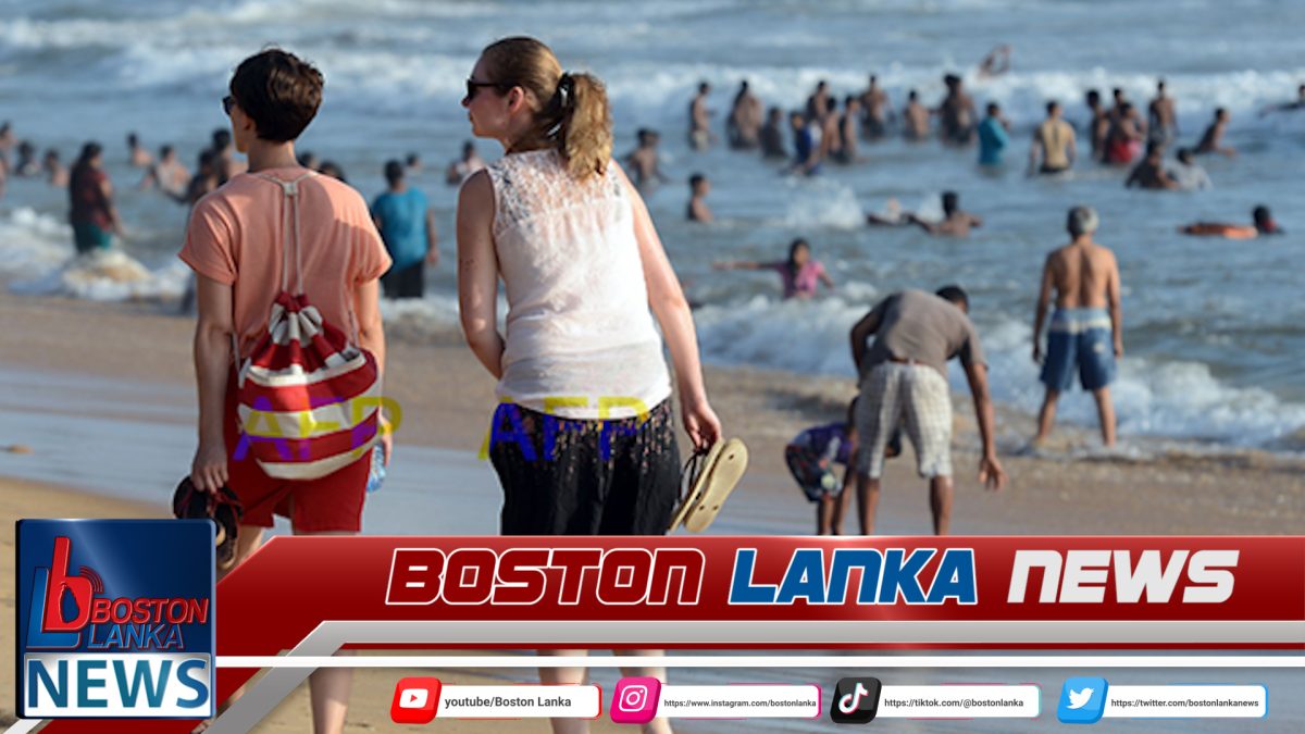 සංචාරක පැමිණීම ලක්ෂ 21 පනී….