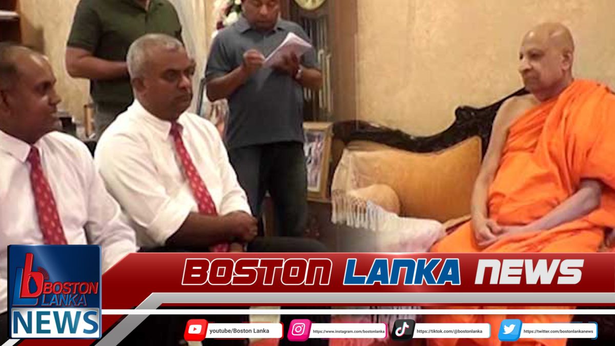 GMOA අස්ගිරි මල්වතු මහ නාහිමිවරු බැහැදකී….