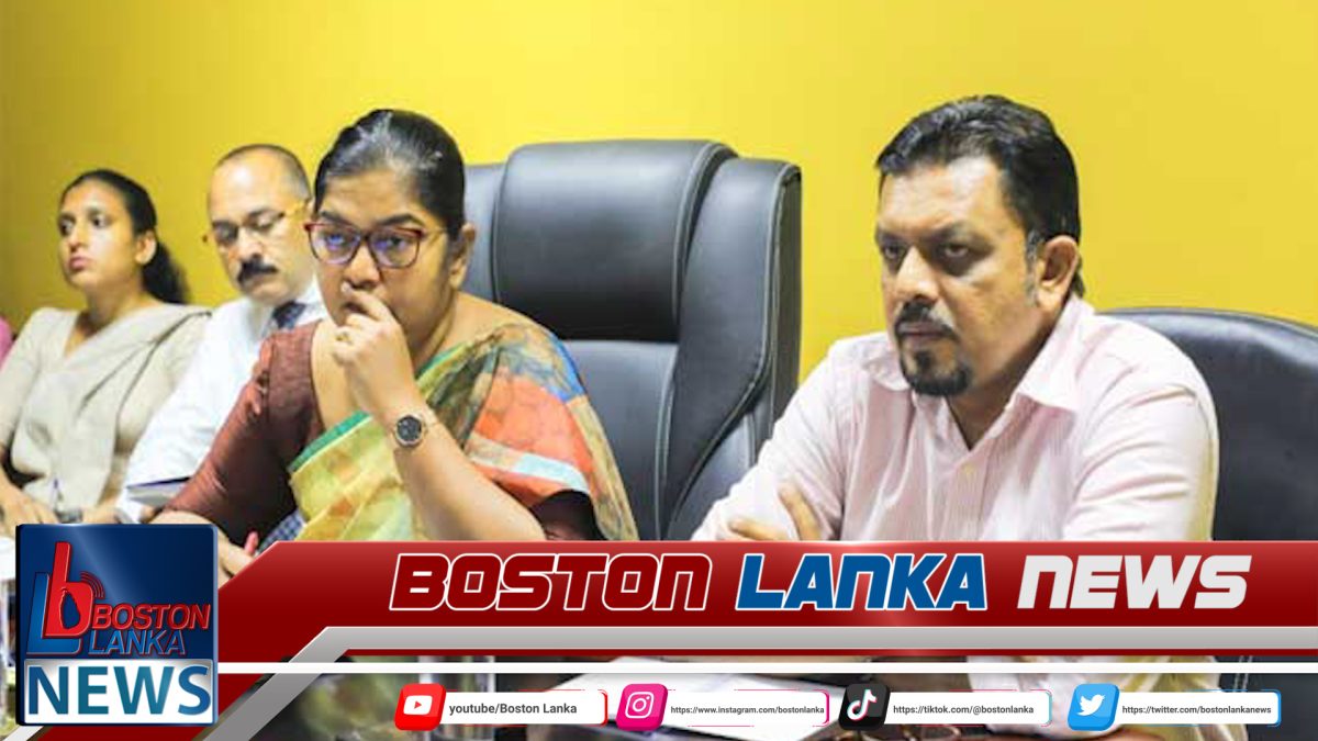ළමා ආරක්ෂක අධිකාරියේ නිලධාරින් සහ අමාත්‍යවරිය අතර සාකච්ඡාවක්……