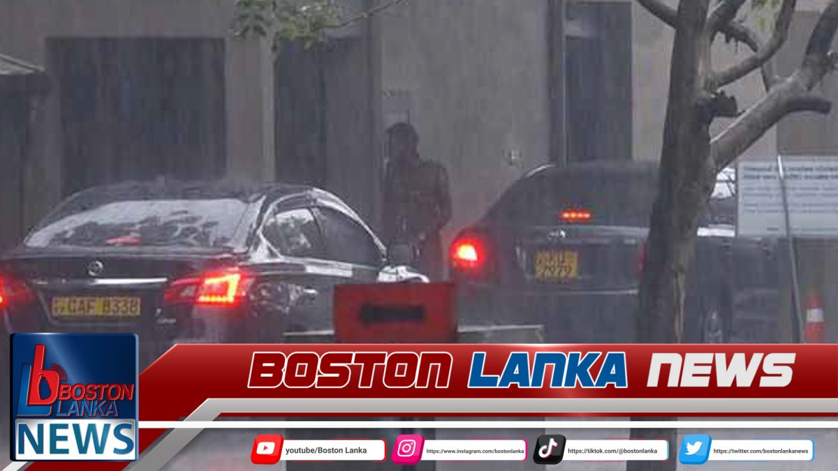 මහවැසි මැද රැස්වූ මුදල් කාරක සභාව…..