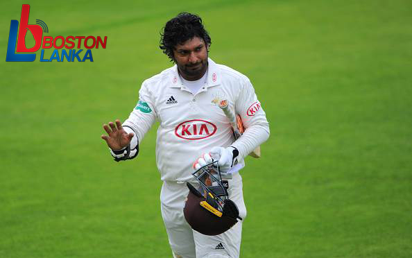 MANCHESTER, ENGLAND - SEPTEMBER 27: Kumar Sangakkara of Surrey is applauded off the pitch after his last innings during the County Championship Division One match between Lancashire and Surrey at Old Trafford on September 27, 2017 in Manchester, England. (Photo by Nathan Stirk/Getty Images)